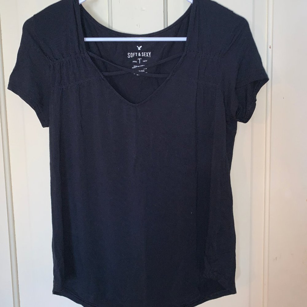 American eagle, front cross t-shirt